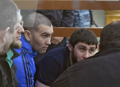 &laquo;Мусороуборочная машина, выстрел, отскочил, еще три выстрела&raquo;.